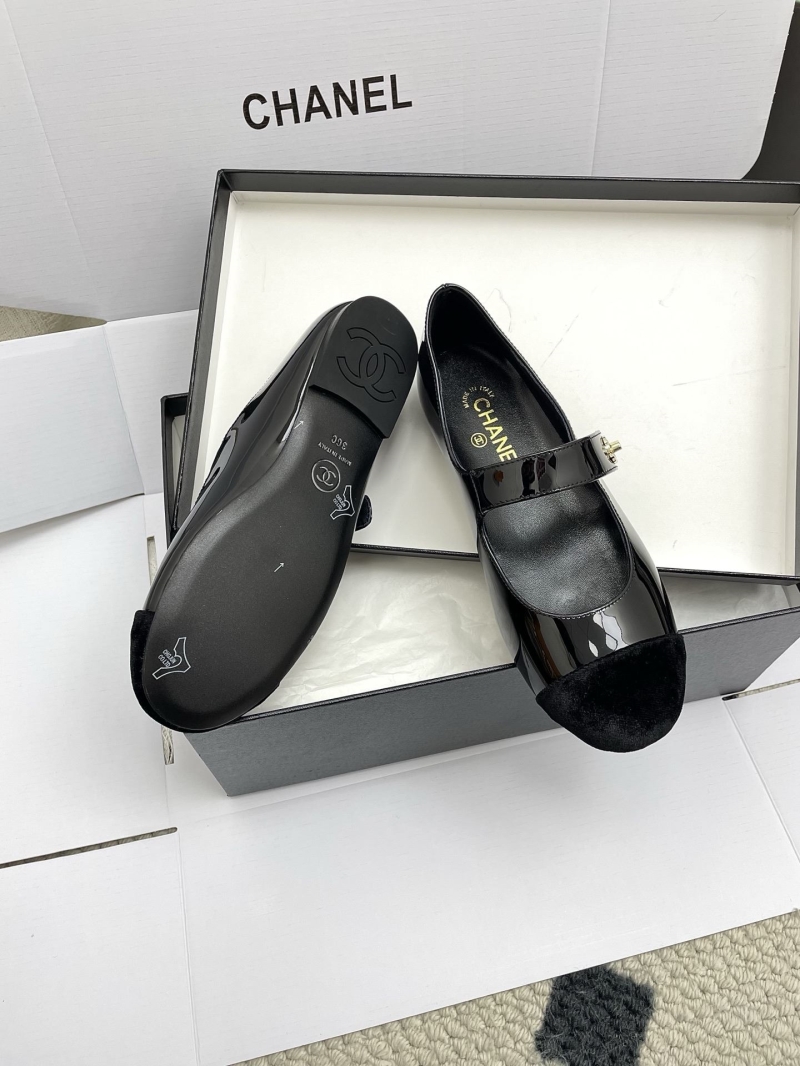 Ch**el flat shoes